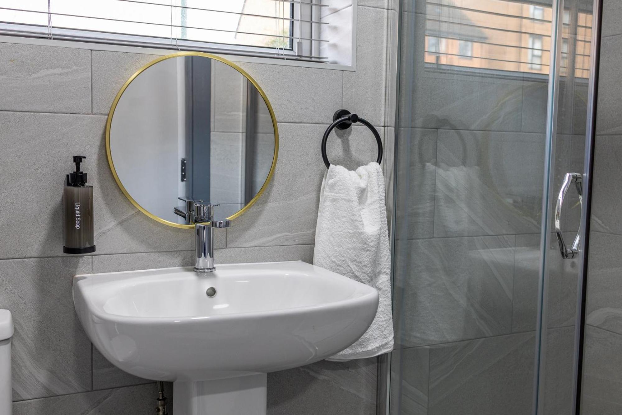 Premium Serviced Accommodation Rooms Nottingham - All With Ensuites ภายนอก รูปภาพ