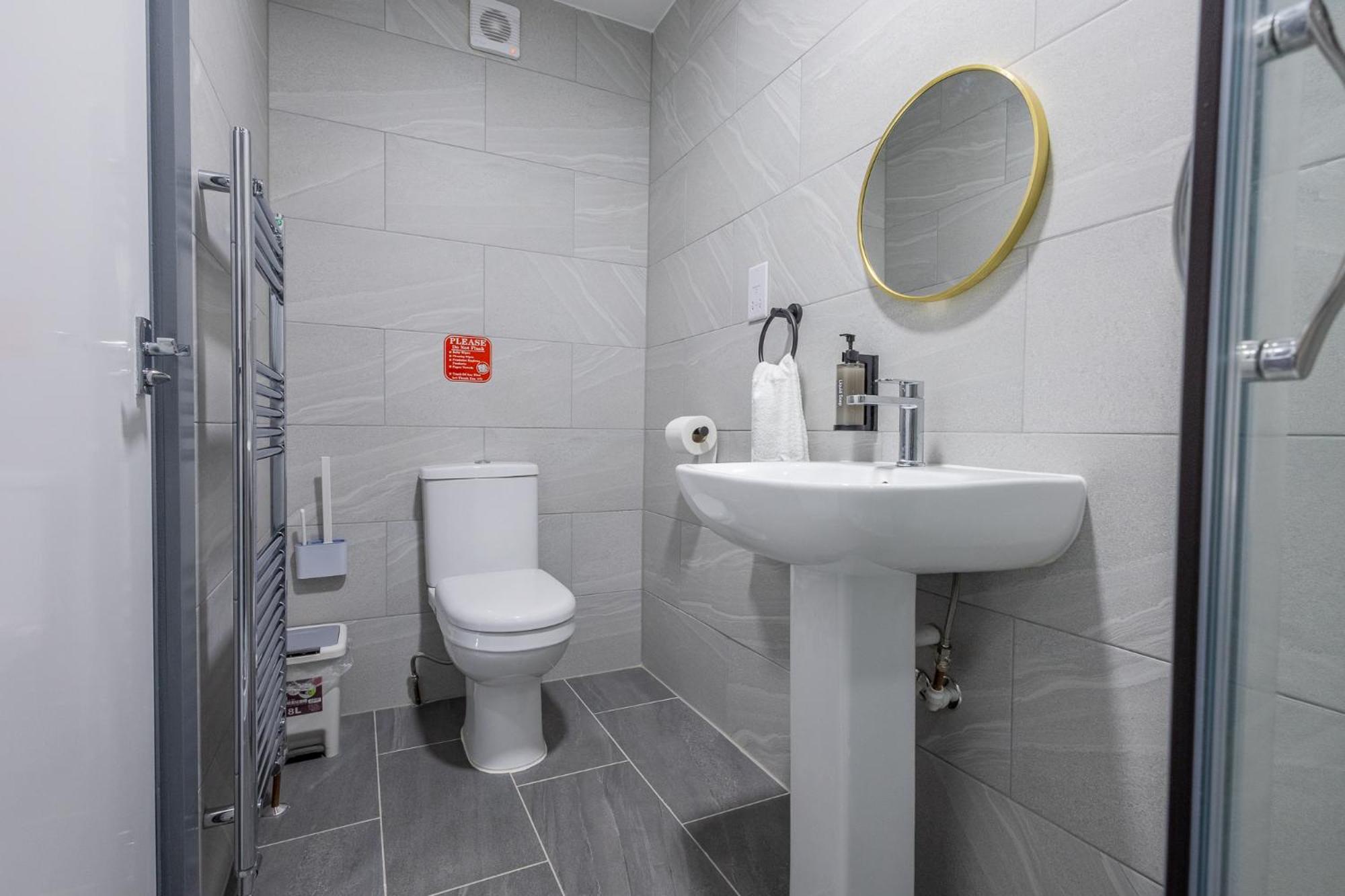 Premium Serviced Accommodation Rooms Nottingham - All With Ensuites ภายนอก รูปภาพ